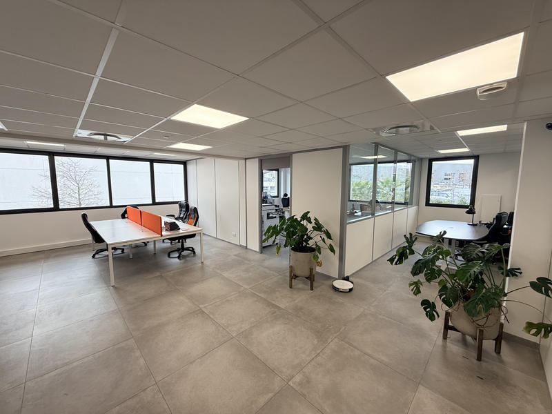 Bureau - 96 m²