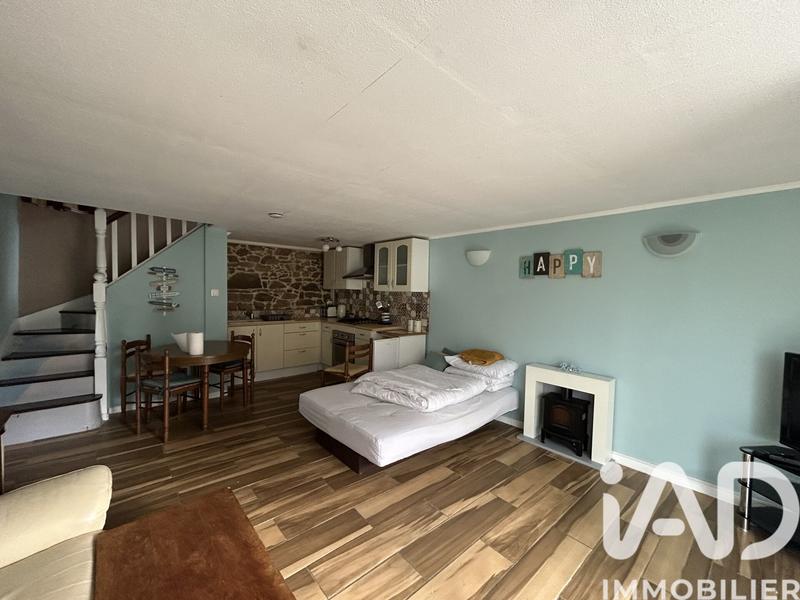 Maison - 290 m² - 8 pièces