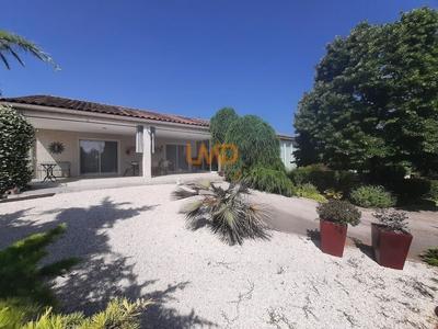 Villa - 153 m² - 5 pièces