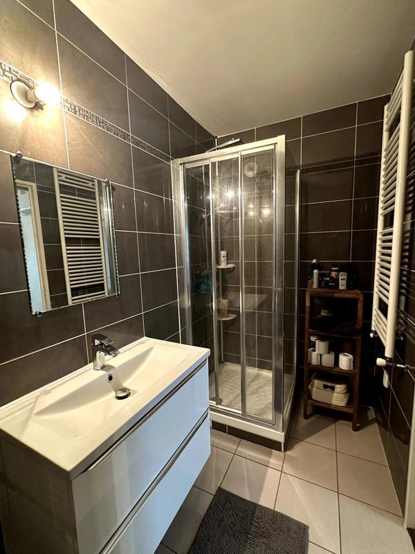 Appartement - 90 m² - 4 pièces