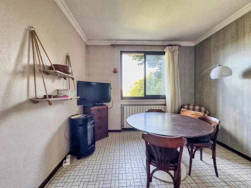 Maison - 203 m² - 7 pièces