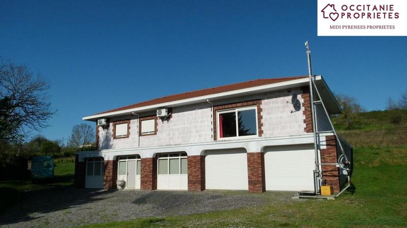 Villa - 250 m² - 4 pièces