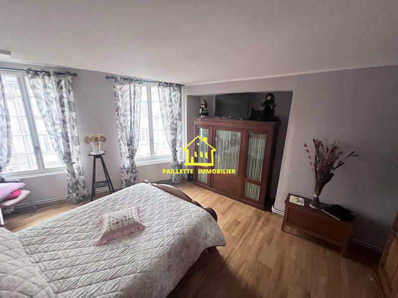 Appartement - 90 m² - 5 pièces