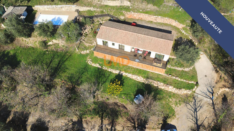 Maison - 125 m² - 5 pièces