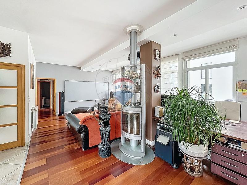 Appartement - 185 m² - 7 pièces