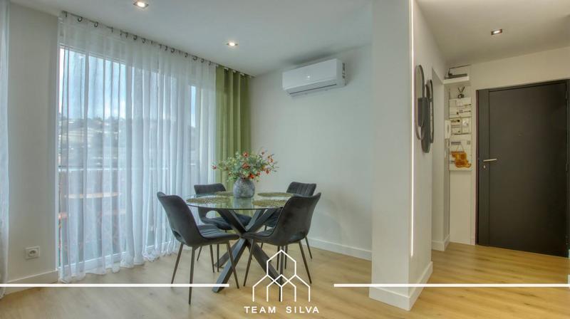 Appartement - 82 m² - 4 pièces