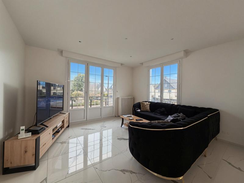 Maison traditionnelle - 160 m² - 6 pièces