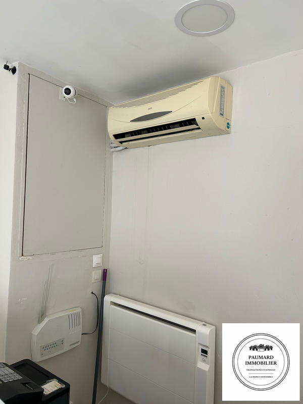 Local commercial - 89 m² - 5 pièces