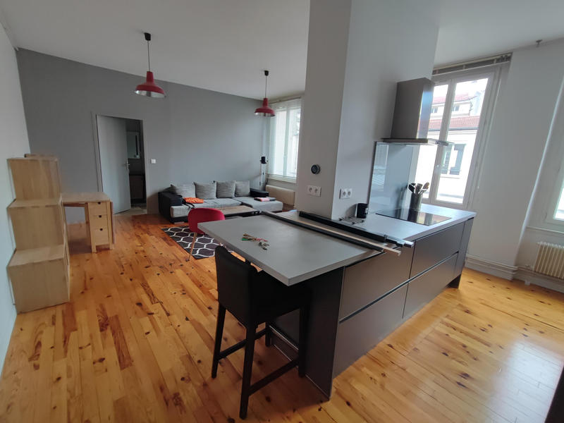 Appartement - 60 m² - 2 pièces