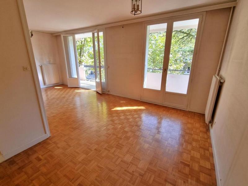 Appartement - 86 m² - 5 pièces