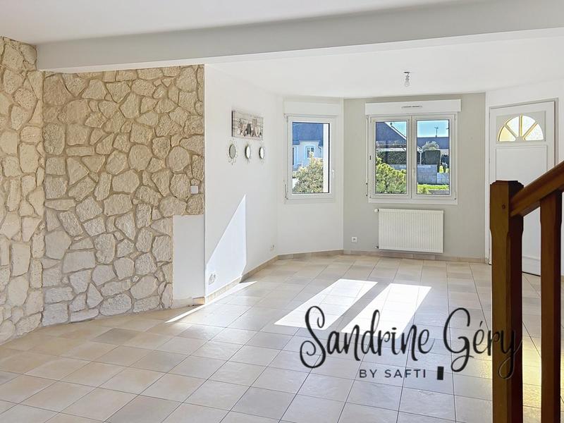 Maison - 97 m² - 6 pièces