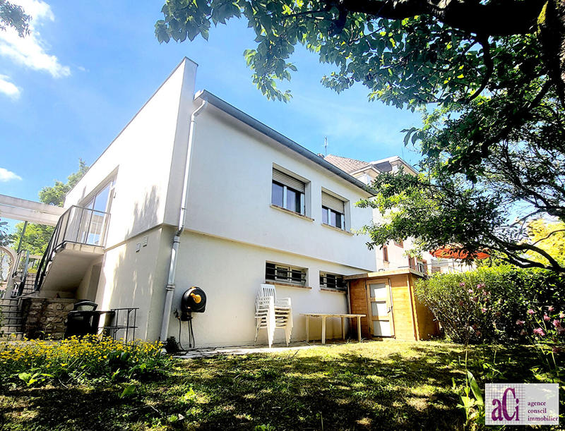 Maison - 103 m² - 5 pièces