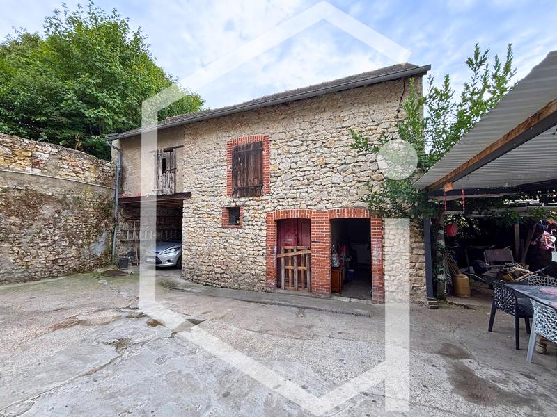 Maison - 150 m² - 6 pièces