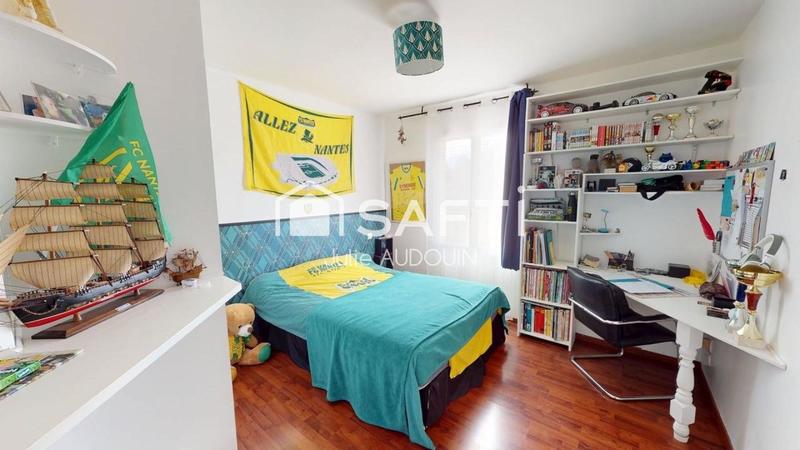 Maison - 149 m² - 7 pièces