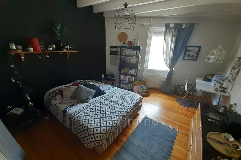 Maison - 217 m² - 13 pièces