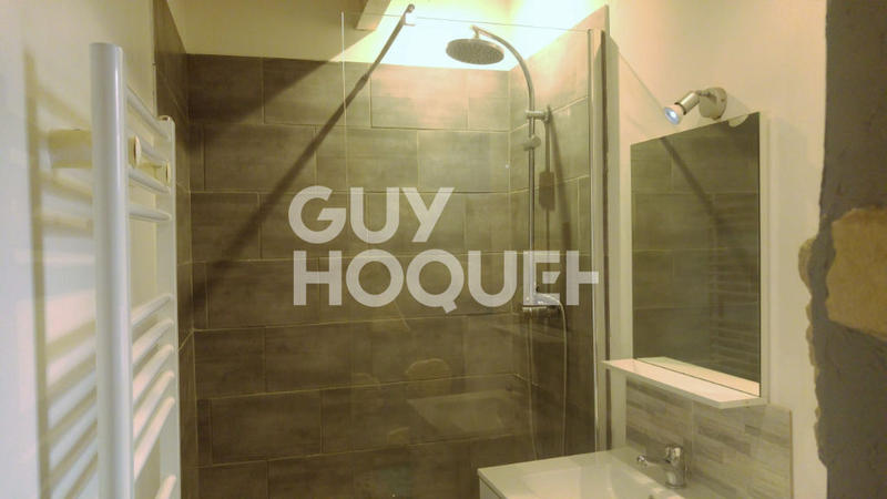 Immeuble - 6 pièces