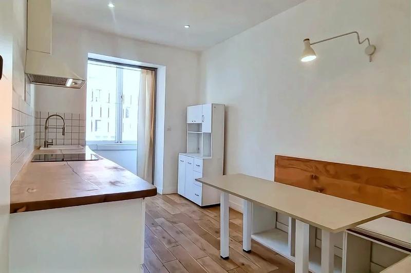 Appartement - 89 m² - 4 pièces