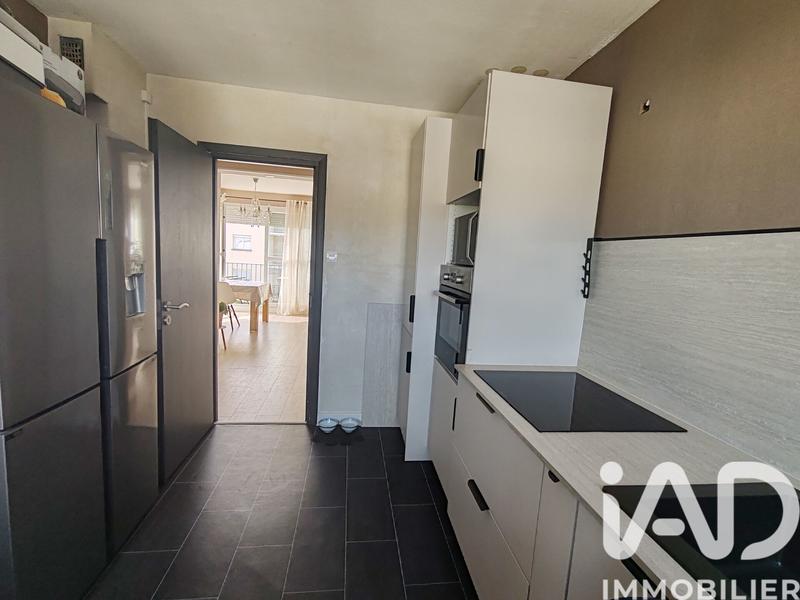 Appartement - 92 m² - 5 pièces