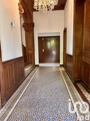 Maison - 350 m² - 12 pièces