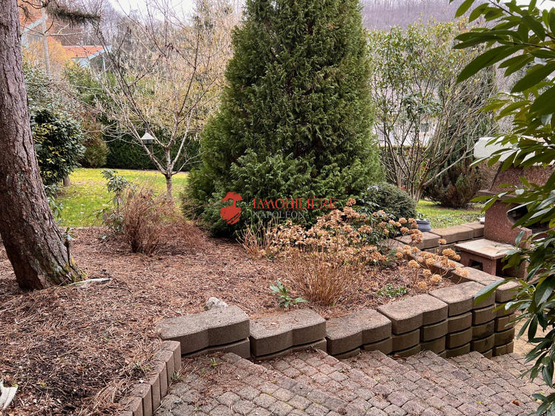 Maison - 140 m² - 5 pièces