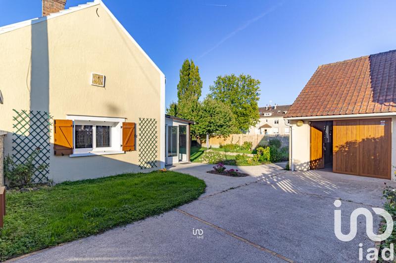 Maison - 159 m² - 5 pièces