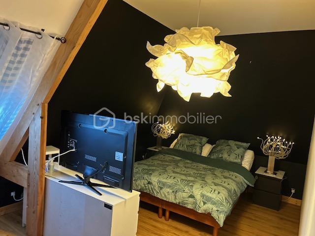 Maison - 262 m² - 6 pièces