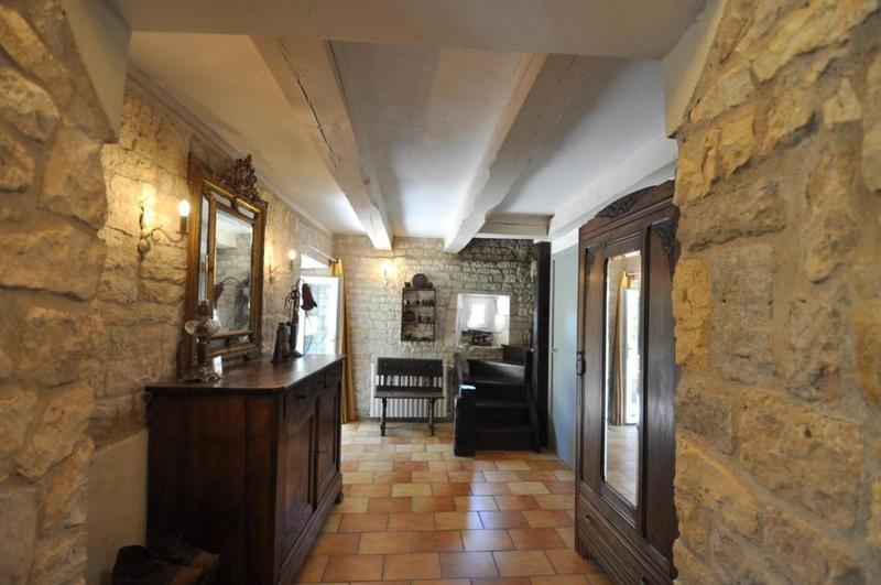 Maison en pierre - 123 m² - 6 pièces