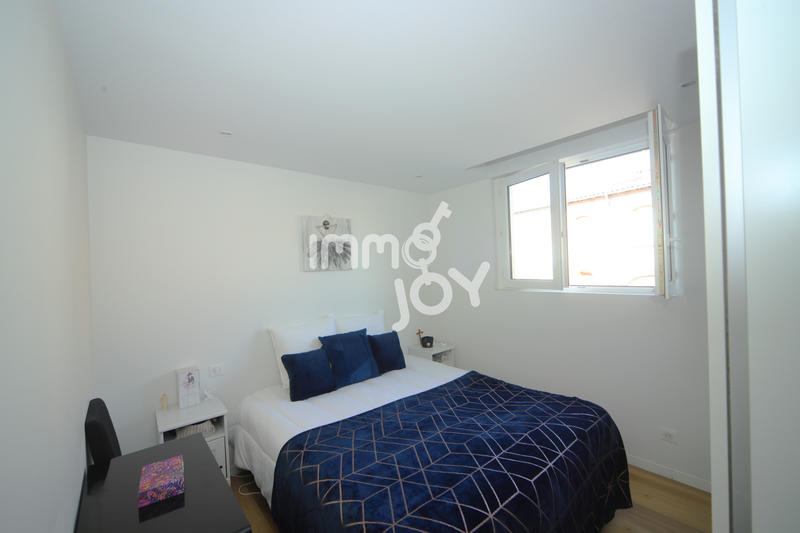 Immeuble - 319 m² - 13 pièces