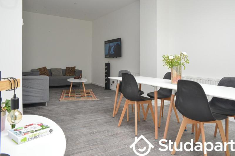 Chambre - 12 m² - 1 pièce