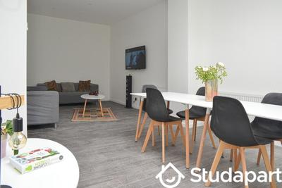 Chambre - 12 m² - 1 pièce