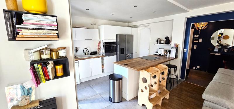 Appartement ancien - 93 m² - 4 pièces