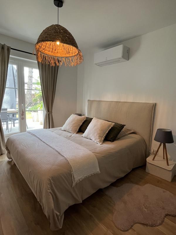 Maison traditionnelle - 147 m² - 6 pièces