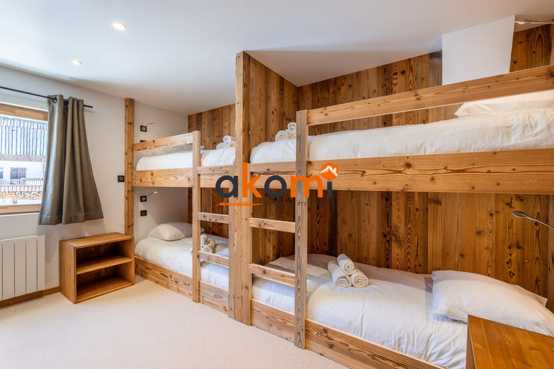 Appartement - 188 m² - 7 pièces