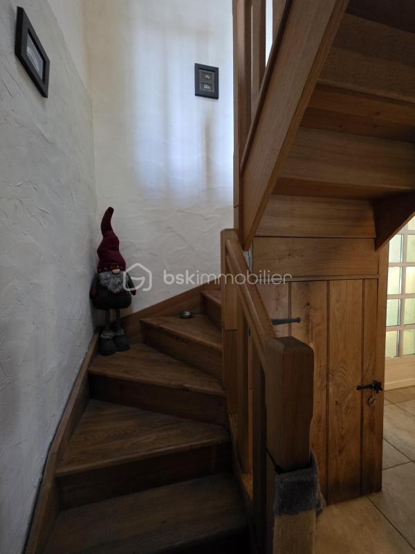 Maison en pierre - 170 m² - 6 pièces