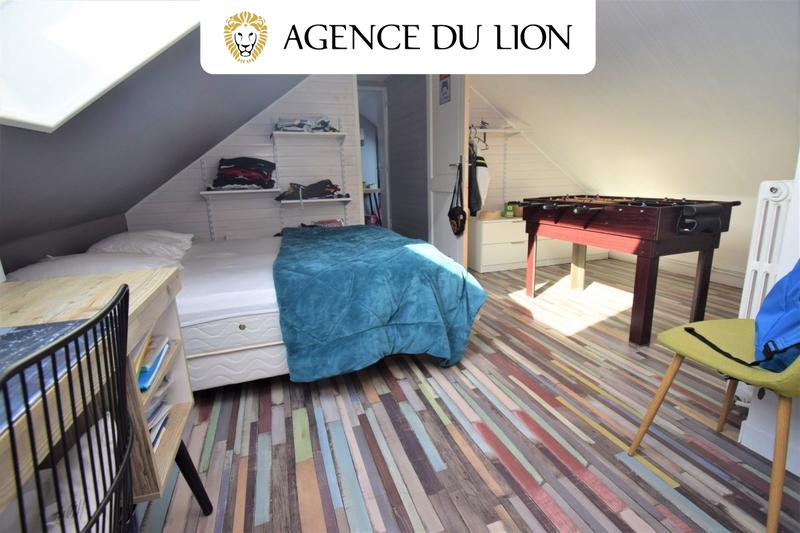 Maison - 138 m² - 8 pièces