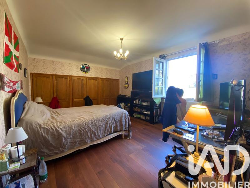 Maison - 149 m² - 8 pièces