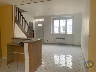 Maison - 87 m² - 4 pièces