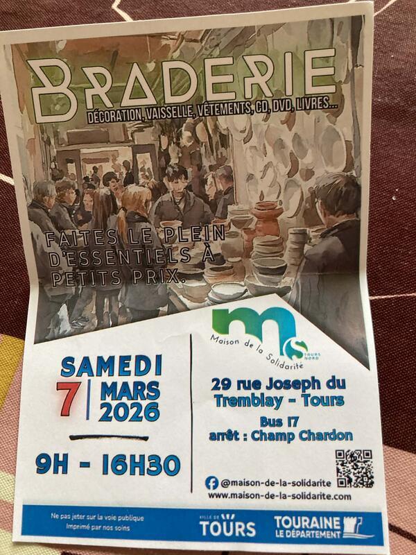 Grande braderie à la maison de la solidarité de tours nord