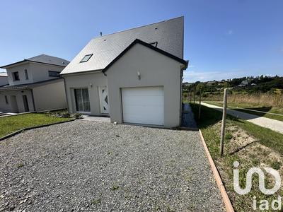 Maison - 97 m² - 5 pièces