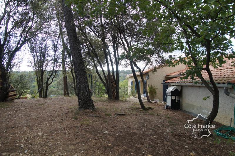 Propriété - 115 m² - 4 pièces