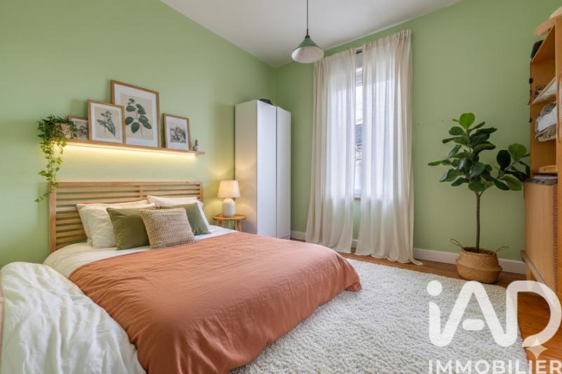 Maison - 176 m² - 7 pièces