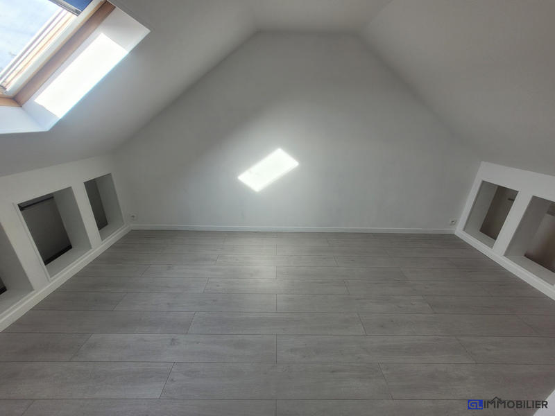 Maison - 128 m² - 7 pièces