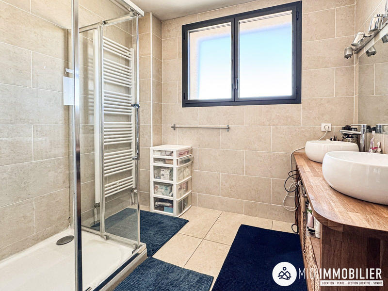 Maison - 115 m² - 4 pièces