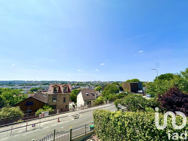 Maison - 141 m² - 7 pièces