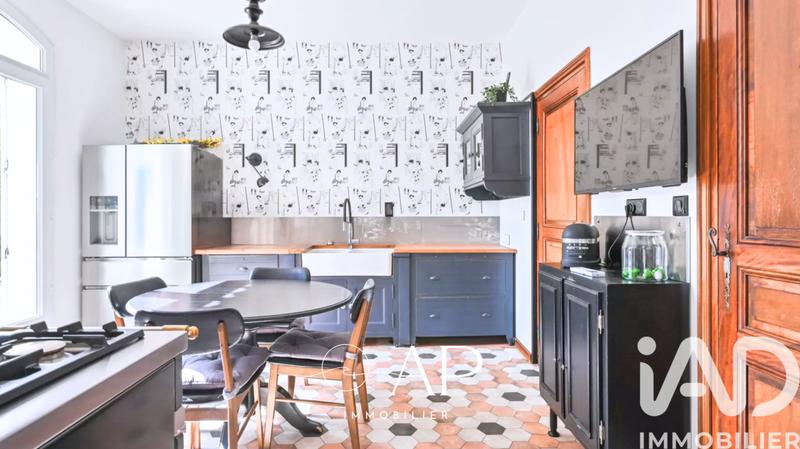 Maison de maîtres - 280 m² - 8 pièces