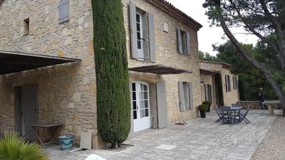 Villa - 180 m² - 8 pièces