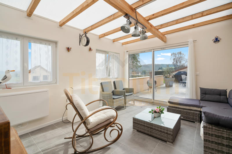 Maison - 152 m² - 6 pièces