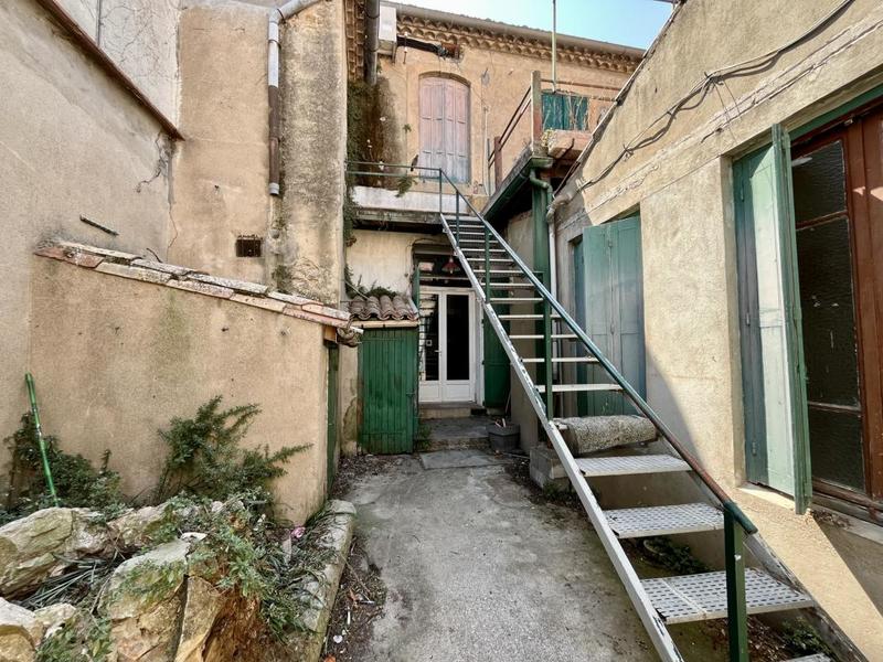 Maison - 205 m² - 8 pièces