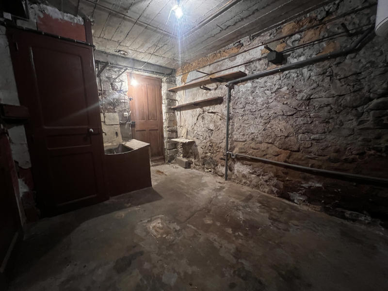 Maison - 99 m² - 4 pièces