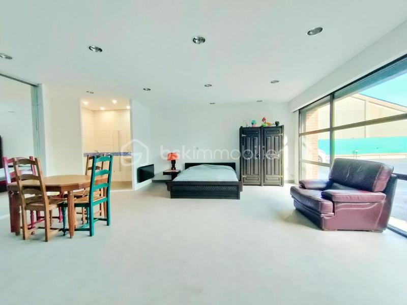 Maison - 320 m² - 7 pièces